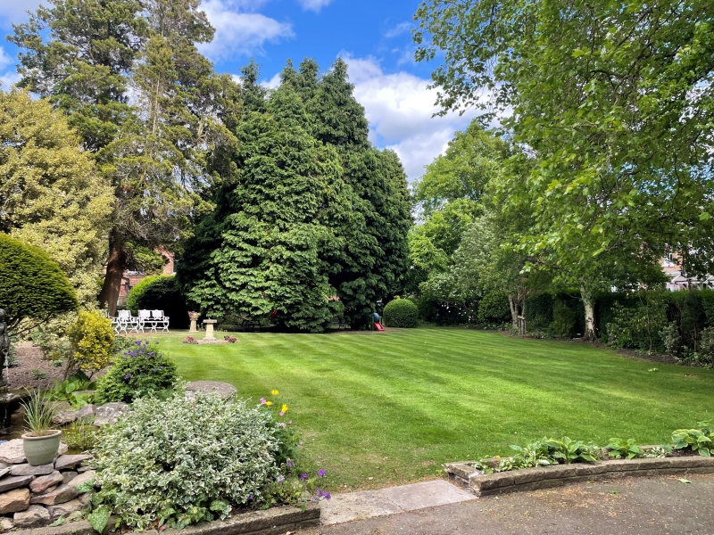 Secret Gardens of Langholm Crescent